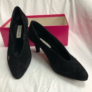 D'Rosanna by Charna Black Suede Pumps